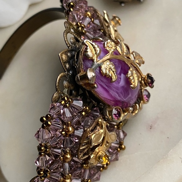 VINTAGE embellished cuff bracelet with purple beads or stones - Picture 15 of 17